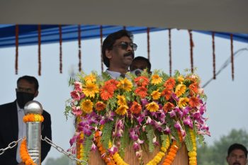 Chief Minister Shri Hemant Soren inspected the Paran Parade (passing out) in ZAP-9 and took the salute.