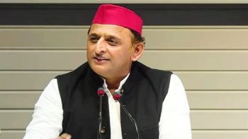 BJP destroying democracy with the help of goons: Akhilesh