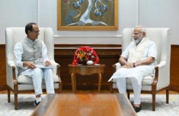 PM meets Chief Minister of Madhya Pradesh