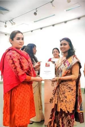 Shilpi Khare appreciated in art exhibition