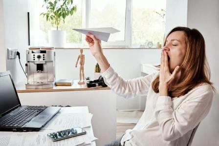 If you are too lazy in the office then how to stay fit