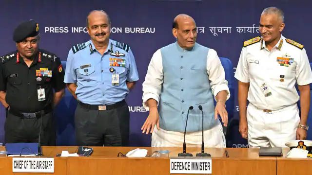 Agneepath scheme will be regularly reviewed and lapses will be removed Defense Minister Rajnath Singh