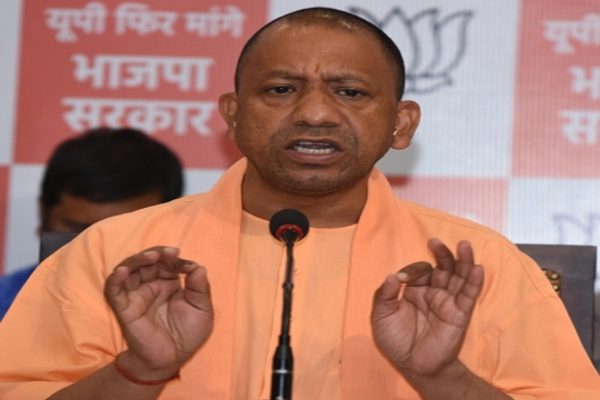 Lulu Mall controversy - CM Yogi reprimands Lucknow administration for protest