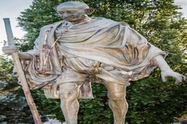 Mahatma Gandhi's statue vandalized in Canada