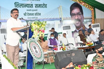 Chief Minister laid the foundation stone of various roads of Ranchi to be built with Rs.666.13 crore