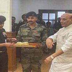 Increase in the strength of the Indian Army, Rajnath Singh handed over many indigenous weapons including 'Skilled'