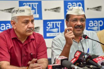 Kejriwal, Sisodia played bugle in Modi's workplace in Gujarat