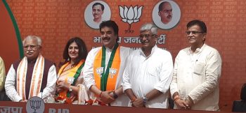 Kuldeep Bishnoi joins BJP with his wife Renuka Bishnoi