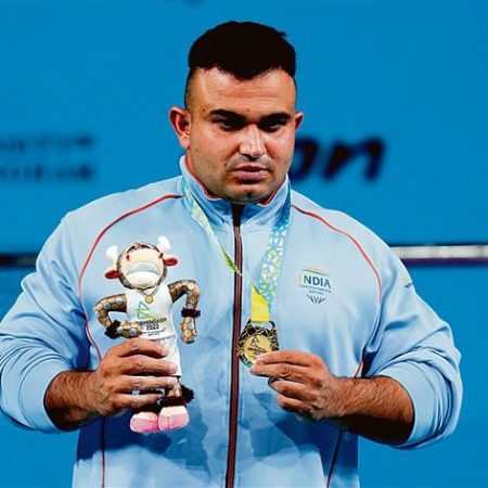 Sudhir gets gold with record points in men's heavyweight