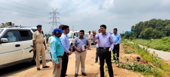 The Deputy Commissioner, Ranchi took stock of the construction work of NH-33 Ring Road.