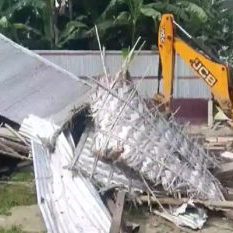 Yogi model against terror in Assam too, bulldozer on terrorist Mustafa's madrassa