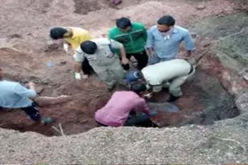 Three youths trapped in a 20 feet deep pit due to soil cracking, rescued and pulled out