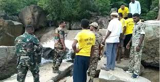 Two youths drowned at Malanjkudum Falls for picnic