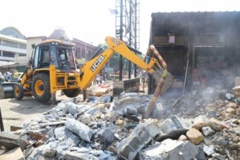 BBMP came into action when the High Court pulled up, the demolition campaign resumed