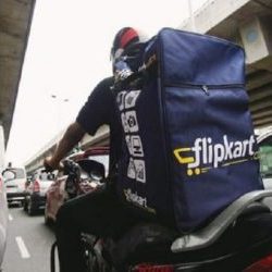 Flipkart's delivery boy absconded with gadgets worth 4 lakhs