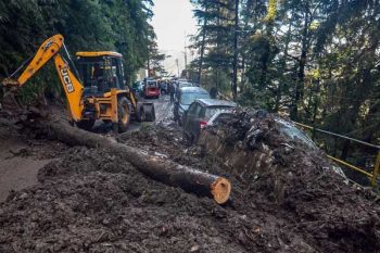 Major accident in Ladakh Three army vehicles hit by landslide