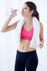 You can control high blood pressure even by drinking water, know what is the right way