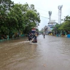 Heavy rain in areas of Tamil Nadu, holiday declared in schools in 7 districts