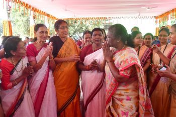 Murmu gets emotional after visiting her school in Bhubaneswar, meets classmates