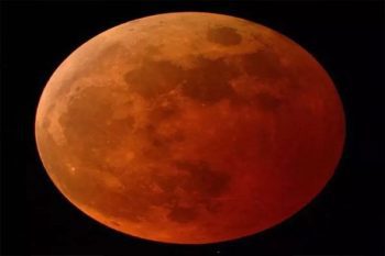 Total lunar eclipse will happen on November 8