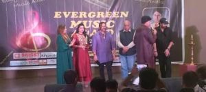 Devendra Khanna, director of VS Nation Media Agency and Taal Music and Films, decorated the beautiful melodious evening of Evergreen Music Award.....!