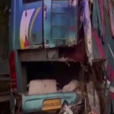 Fierce collision between 2 buses on Noida-Greater Noida Expressway, 3 passengers killed, 20 injured