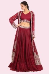 If you want to look attractive in weddings then definitely wear these 5 non-bridal lehengas