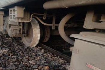 Passengers narrowly escape Godavari Express derailment near Hyderabad