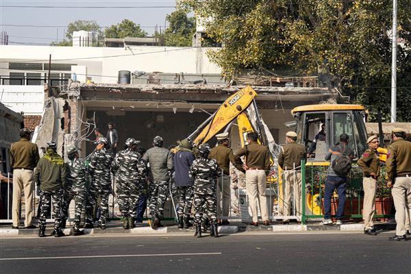 Religious structures on footpath removed amid tight security in central Delhi
