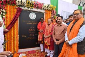 Chief Minister Mr. Hemant Soren performed rituals and laid the foundation stone for the beautification and reconstruction work of the areas around the Tapovan temple.