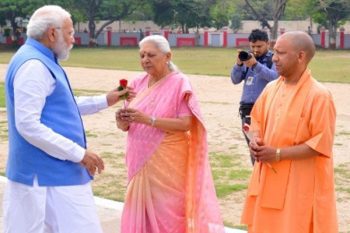 PM Modi reached Banaras, Kashi echoed with Har Har Mahadev