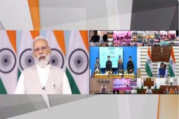 Big gift before Mann Ki Baat, PM Modi inaugurated 91 FM transmitters in 18 states