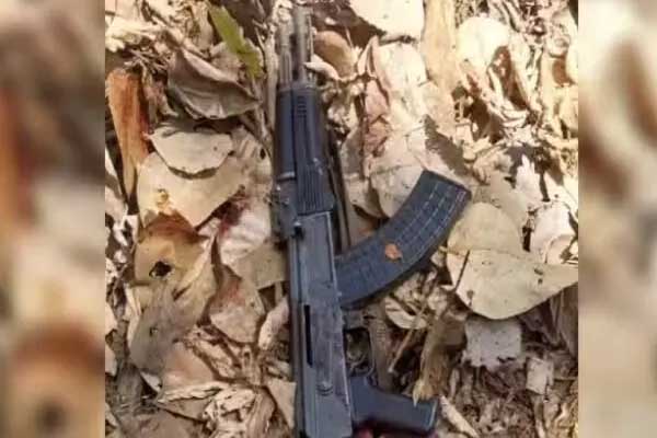 Encounter between police and Naxalites in Jharkhand, five including Naxalites with prize money of 25 lakhs killed