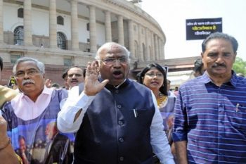 Kharge insists on opposition unity despite differences on Adani