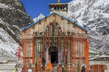 Registration closed due to heavy snowfall in Kedarnath Dham, advisory issued for devotees