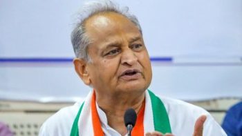 Use of indecent language against Rahul Gandhi is wrong- Ashok Gehlot