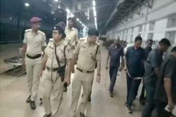 Bomb threat to Patna Junction, railway police on alert mode