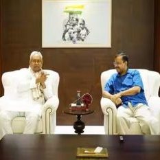 Preparing to unite opposition before 2024, Nitish Kumar meets Kejriwal in Delhi
