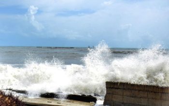 Heavy rains, strong thunderstorms in 9 states of the country due to Mahatoofan Biparjoy