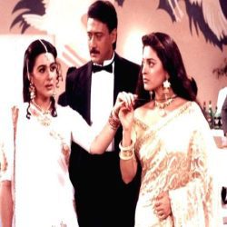 Jackie Shroff shares throwback photo on completion of 30 years of Aaina