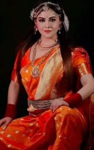 Meenakshi Srivastava is proficient in singing as well as acting