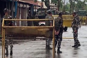 Militants shoot jawan, burn several houses in Manipur