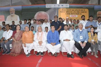 Nitin Gadkari's big gift to Haryana, 11 flyovers inaugurated, foundation stone of more than 3500 crores laid