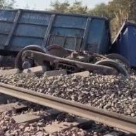 Rail traffic affected on Vizag-Vijayawada route due to derailment of goods train