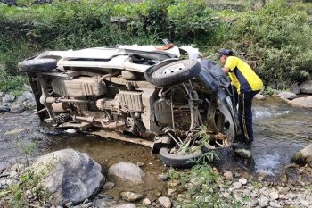 Van of passengers going to Kedarnath falls into gorge, 1 killed and 7 injured