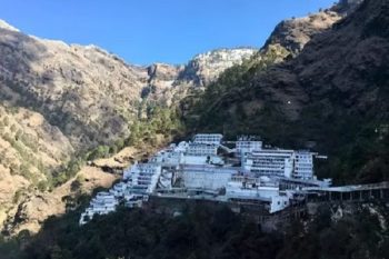 Big news for devotees going to Maa Vaishno Devi, new route closed;Helicopter service also suspended