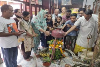 Devotees thronged the ancient Shiva temple on the second Monday of Sawan in Jalandhar, hundreds of Shiva devotees performed Jalabhishek