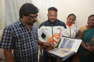 Seven disabled players of Jharkhand, selected in the International Para Throw Ball Competition, met the Chief Minister Mr. Hemant Soren