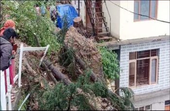 Heavy rain wreaks havoc in Mandi's Seraj, many houses destroyed... 6 people died