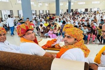 Outbreak of dengue and chikungunya in the state after floods Dr. Ashok Tanwar